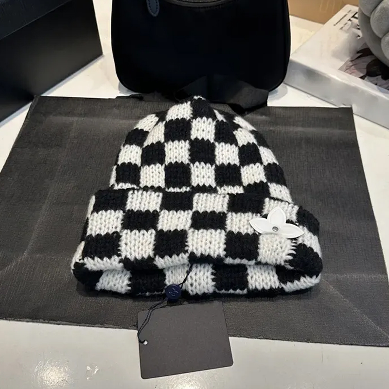 designer mens beanie Square Plaid Knit hat exquisite Luxury womens Hat trend autumn winter wool Elegance versatile temperament Casual fashion warm