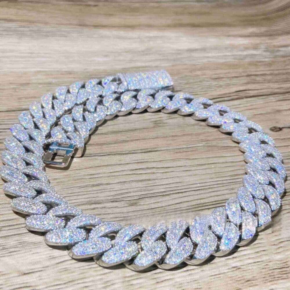 Durable Moissanite Cubic Zirconium Cuban Link Chain Necklace for Modern Men