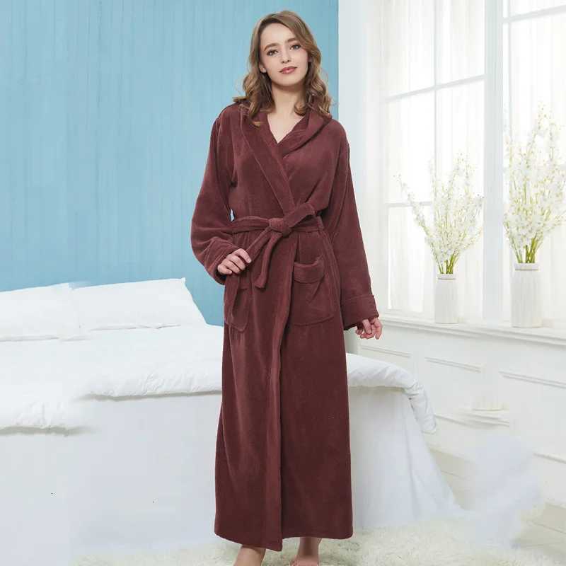 Men Bathrobe Winter Hooded Extra Long Thick Warm 100 Cotton Mens Robe Luxury Kimono Bath Robe Sleepwear Male Dressing Gown C251104