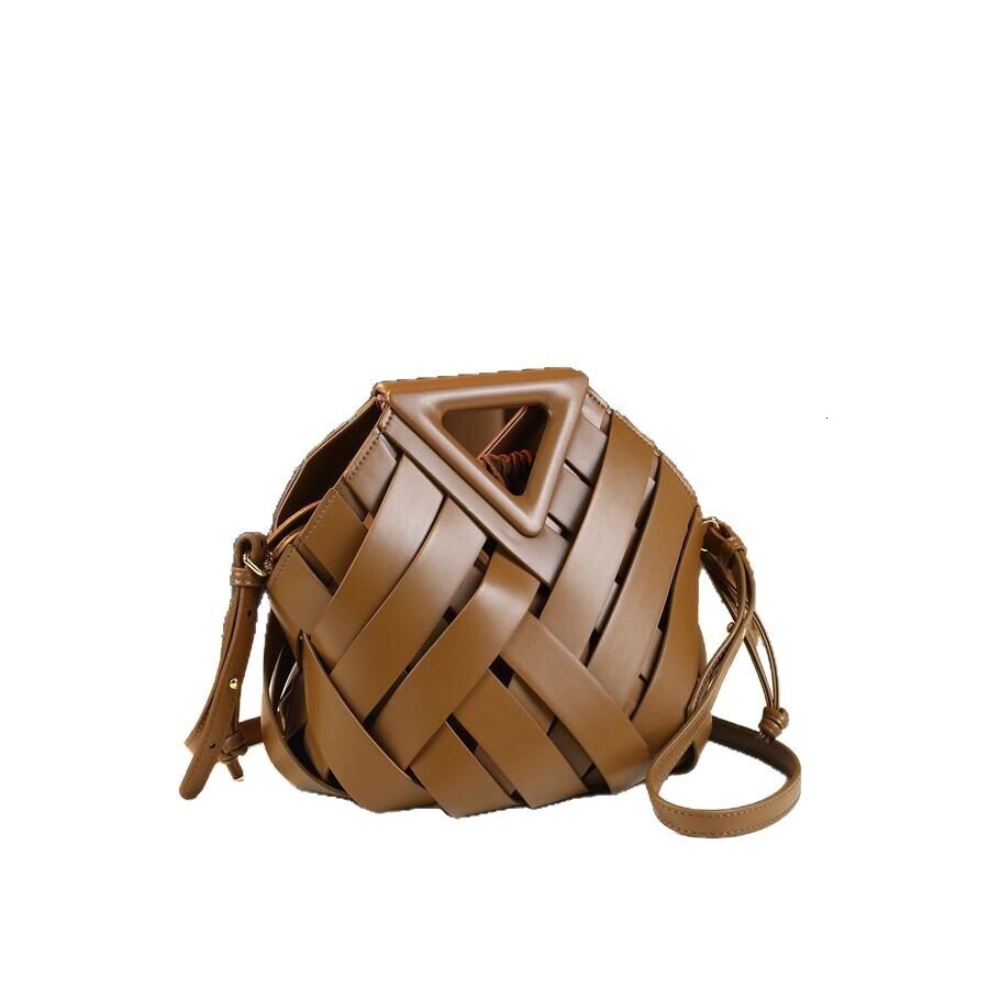 2025 New Woven Design Vegetable Basket Hand-Held Women's High-End Sense, Niche Inverted Triangle Bag, Fashionable