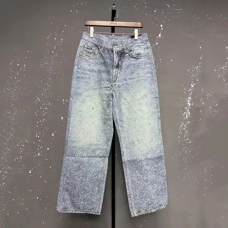 Streetwear Vintage Rhinestone Sequin Washed Jeans Y2K Mens Womens Hip Hop Starry Blue Baggy Jeans Mid Rise Wide Leg Trousers 251031