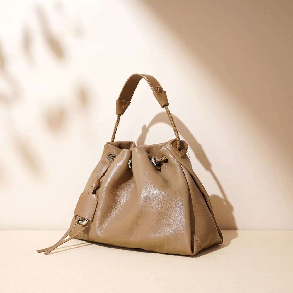 Frist Layer Cow Leather Woman Bags Chic Crossbody Messenger Spring New Designer Lady Satchel Tote 2025