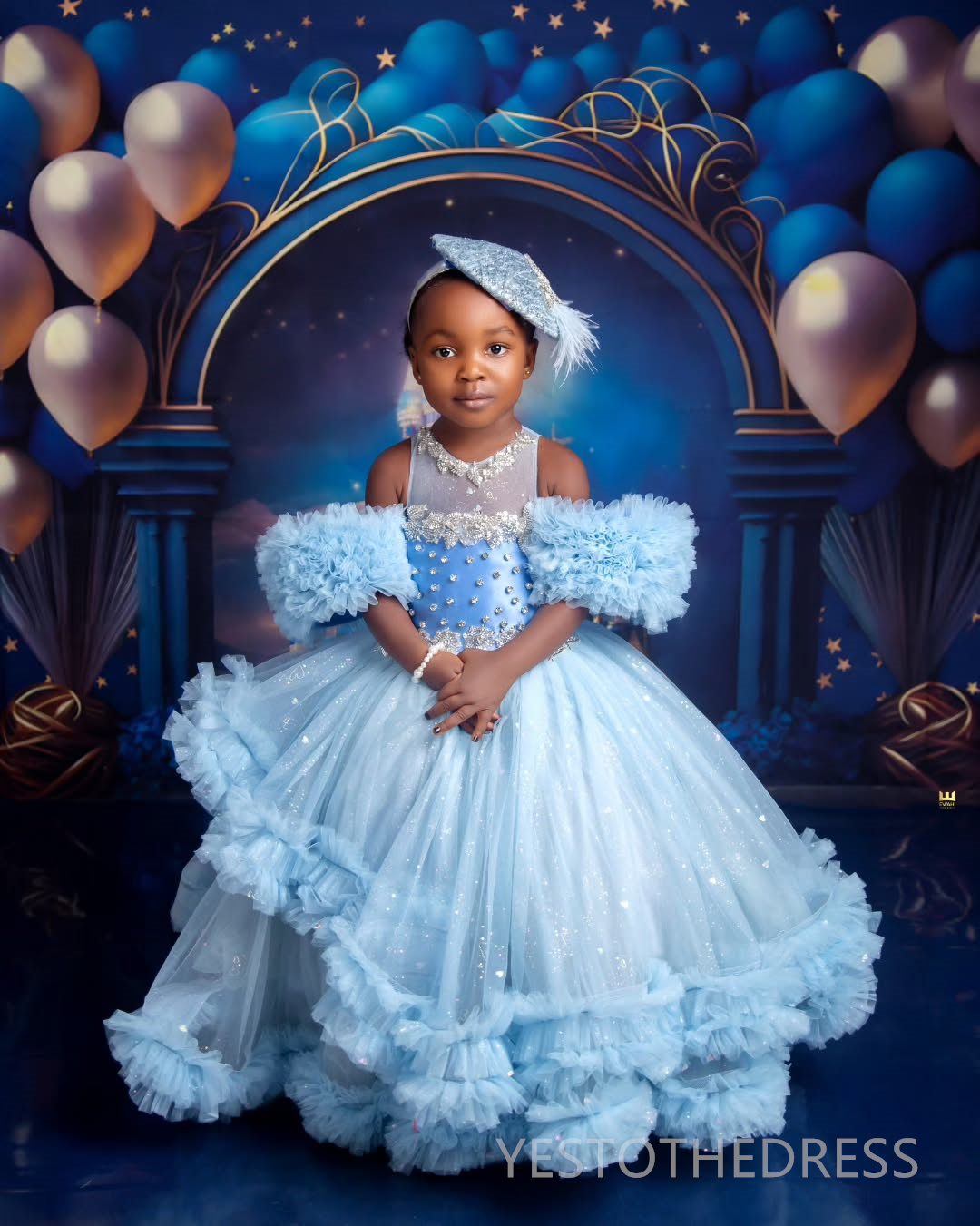 2025 Aso Ebi Blue Flower Girl Dresses Children Birthday Dress Illusion Sheer Neck Rhinestones Beaded Lace Tiered Tulle Princess Queen Ball Gown For Ma