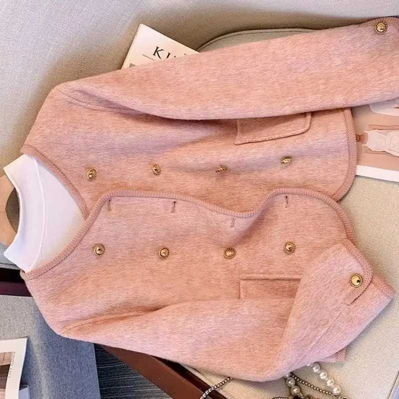 Female French Doublebreasted Coat 2025 Autumn and Winter New Xiaoxiangfeng Wool Woolen Coat Foreign Style Short Top Women J251103