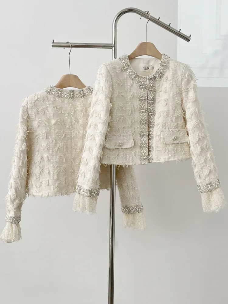 Small Fragrance Autumn Winter Beading Tweed Pearls Short Jacket CoatMini Pleated Skirt Suit 2 Piece Women High Quality Outfits 251104
