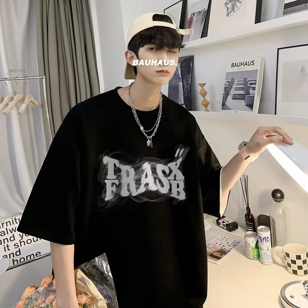 New summer trendy T-shirt for men with loose short sleeved design, niche American teenage trend top