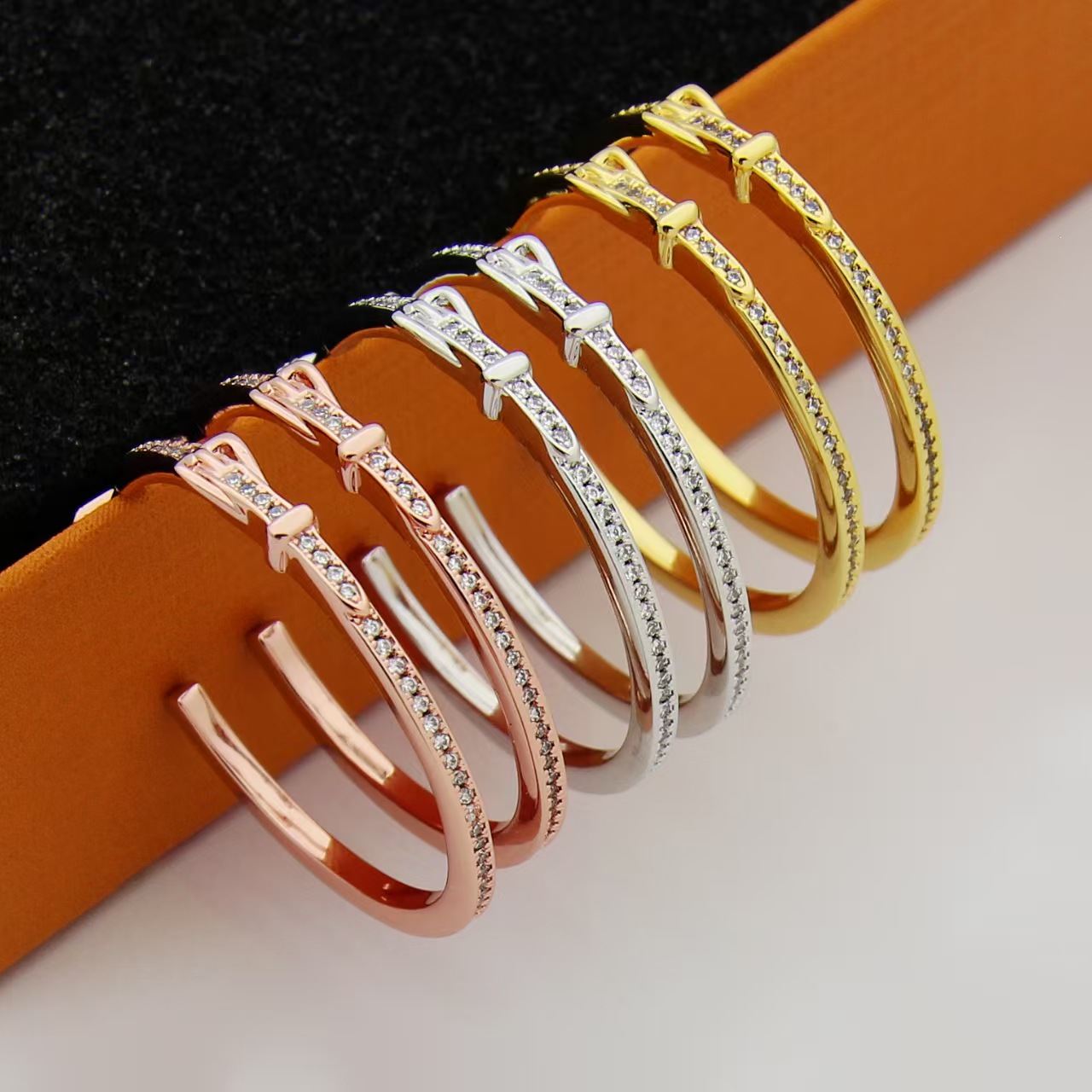 Fashion brand H classic C-shaped belt buckle diamond earrings high-quality 18k gold jewelry for women Z260313