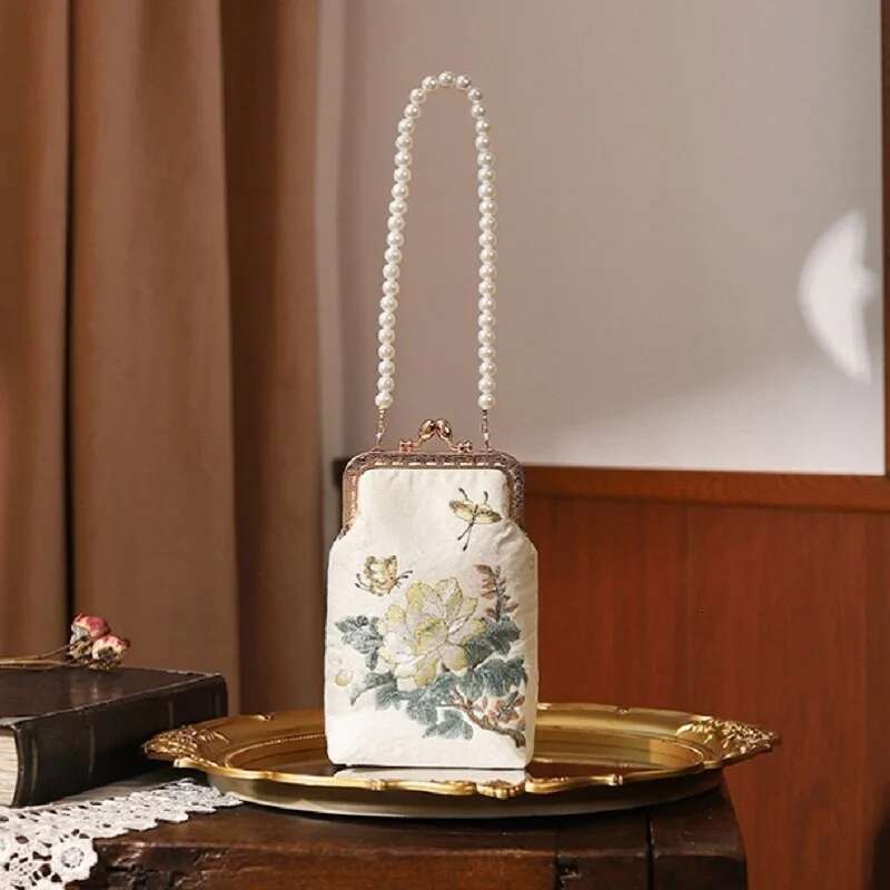 Bamboo Knot Banquet Handbag Chain Bar Metal Buckle Embroidered Pearl Bag crochet bag embroidery gifts