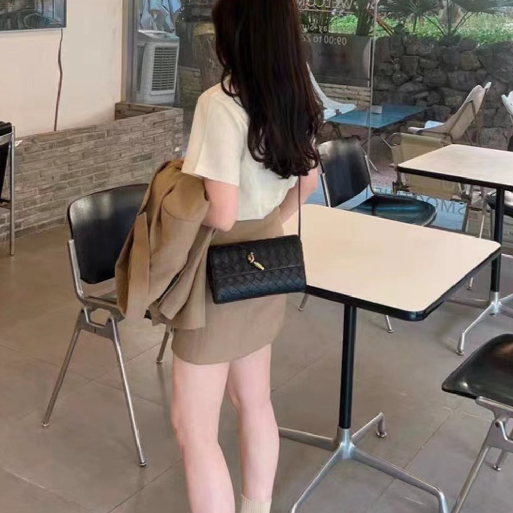 2025S New Model Designer Cowhide Braided Square Fashion All In One Mini One Shoulder Diagonal Cross Leather Purse For Women Mobile Phone Bag