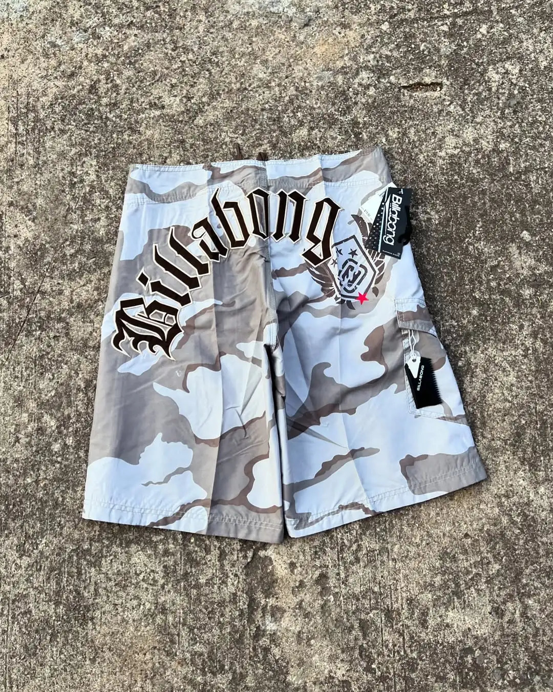 Harajuku retro American white camouflage pattern sports shorts mens summer breathable cool shorts embroidered Y2K pants 250402