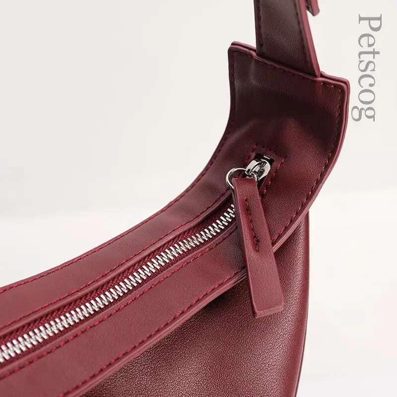 Petscog Pu Leather Women's Fashion Bag 2022 Half-Moon Design Crossbody Bags Adjustable Shoulder Straps Handbags Bolsa