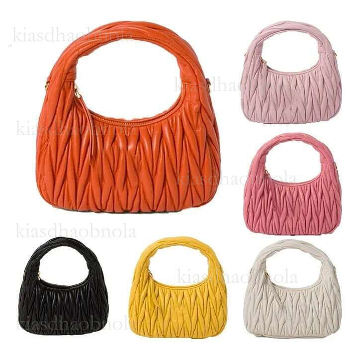 Designer Shoulder Women's Dumpg Tramp Tote wander Crossbody Bag Underarm Fashion Casual Sheepskin Cloud Purse
