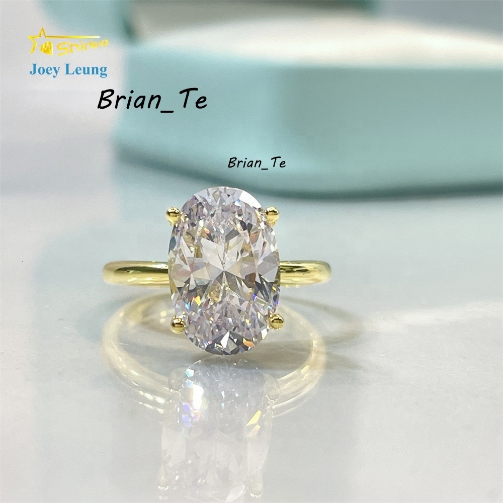 Gorgeous 925 Silver Gold Plated Women Jewelry Iced Out Classic Solitair Big Oval Cut Engagement Ring for Women