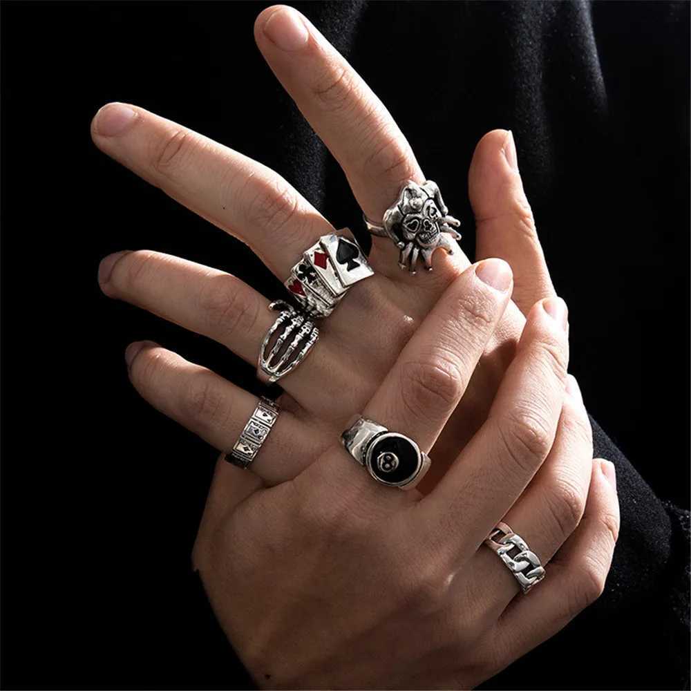 6pcs/Set Exaggerated Ring Skull Poker Clown Number Joker Shape Punk Personalized Ring Y2k Accessories Goth Skeleton Men Jewelry Z250407