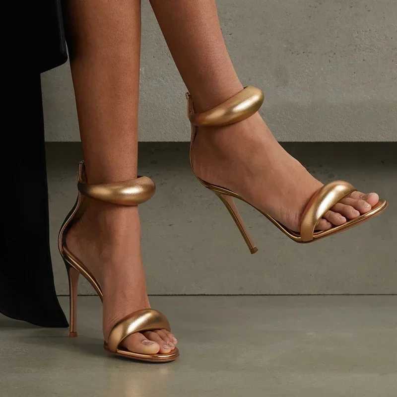 New Comfortable High Heels for Women Thin Heels Versatile Fashion Golden Open toed Shoes Sexy One Belt Fashion Sandals W251104
