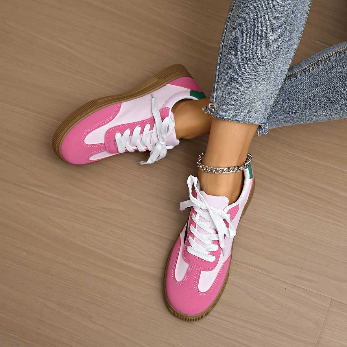 Womens Lightweight Casual Sports Shoes Fashionable Comfortable Outdoor Footwear Trendy Stylish Trendy Footwear for Ladies X251104