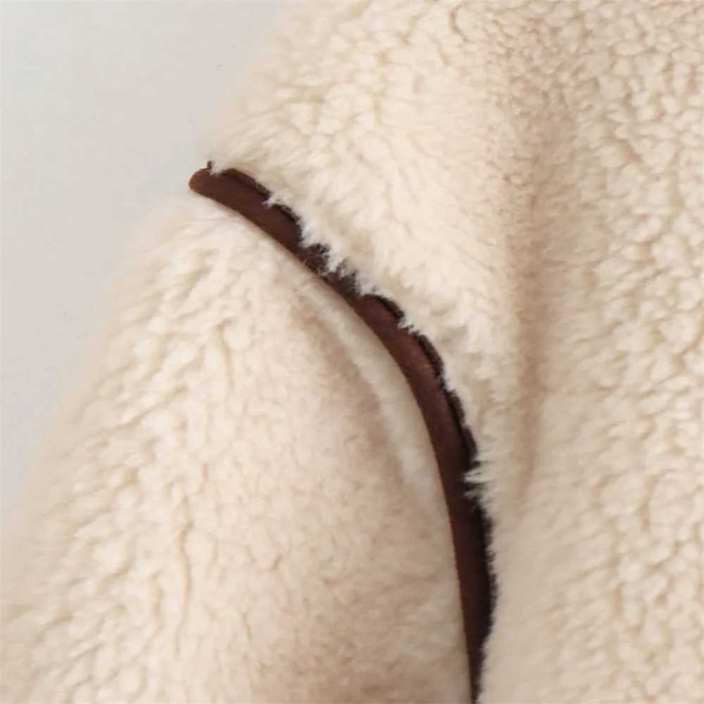 Winter new womens loose design slimming and versatile inlaid fleece loose short jacket J251103