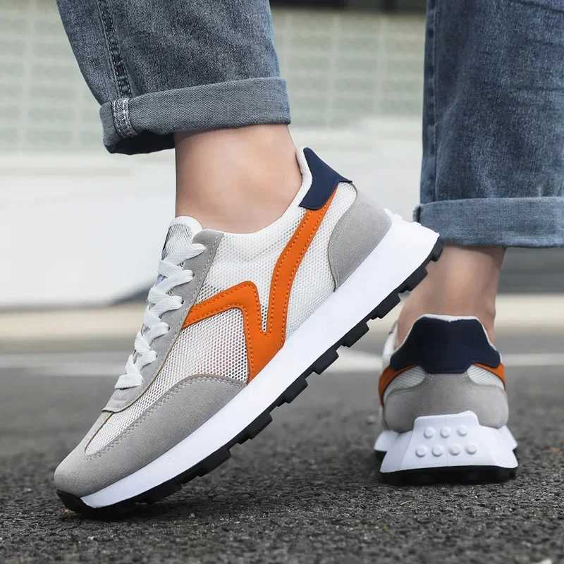 New womens sports shoes fashionable and breathable unisex casual shoes lightweight lace running shoes outdoor platform tennis shoes mens shoes Z250403
