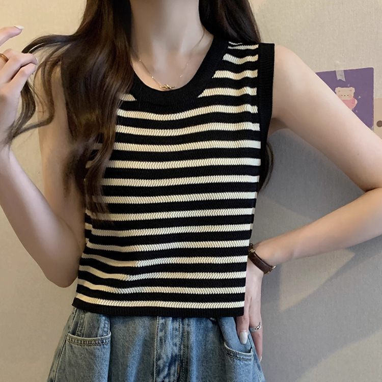 Striped camisole small vest for women's summer slimming appearance, outside and wearing on the inside, covering flesh, sleeveless knitted casual 