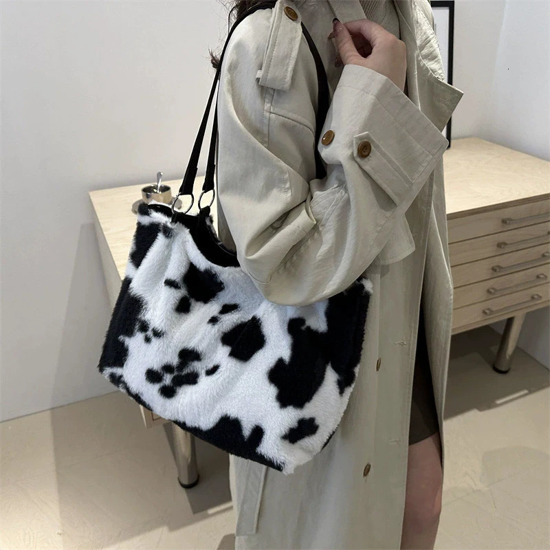 Women Armpit Bag Plush Handbag Allmatching Shopping Dating Bag Large Capacity Top Handle Bag Korean Styles Shoulder Bag 251103
