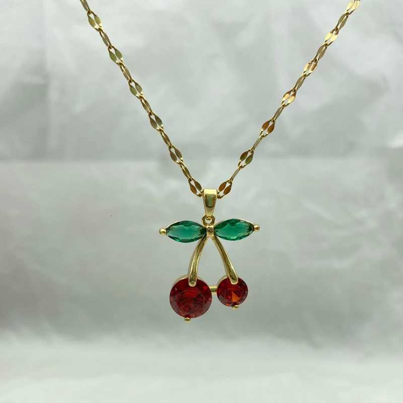 Gold Plated Stainless Steel Necklaces With Zircons Red Cherry Pendant Necklace New IN Fashion Jewerly AccessoriesXJ251104