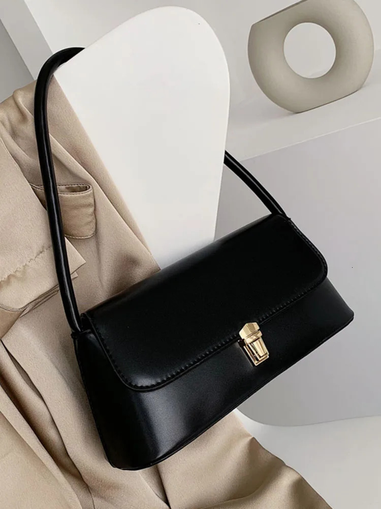 Retro womens underwear bag Korean version red shoulder bag simple solid commuting womens handbag 250402