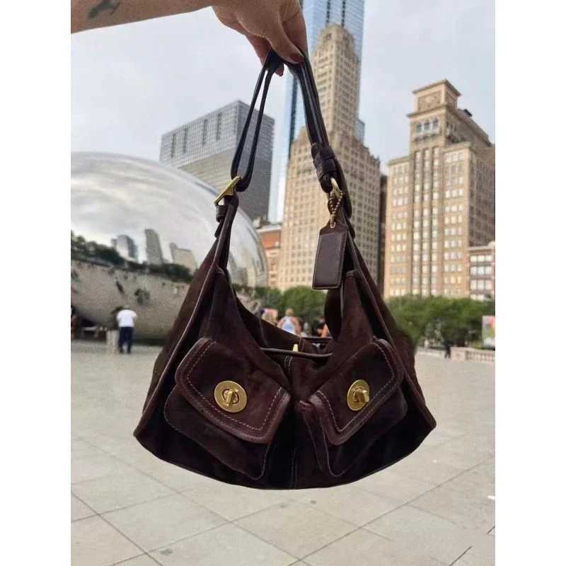 Faux Frosted Velvet Tote Bag For Women Multi-pocket Shoulder Bag Casual Wide Strap Commuter Messenger Bag Fashion Underarm Purse X251104