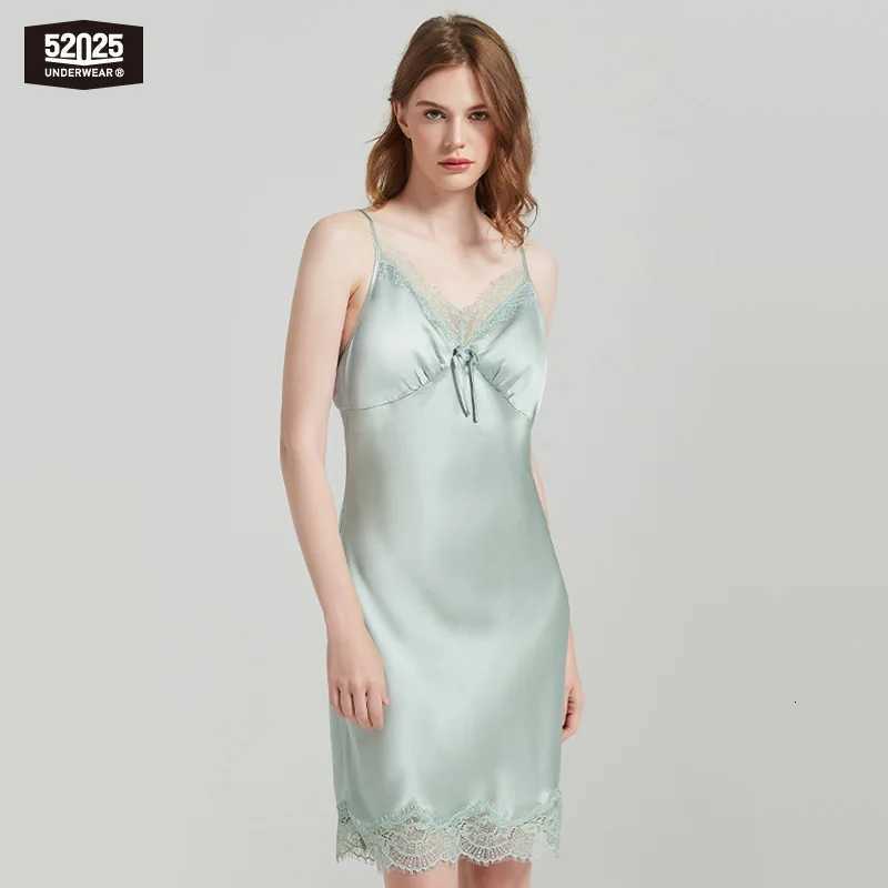 52025 Womens Pure Silk Lace Nightgown Robe Set 100 Mulberry Silk Luxurious Comfort Timeless Feminine Grace C251104