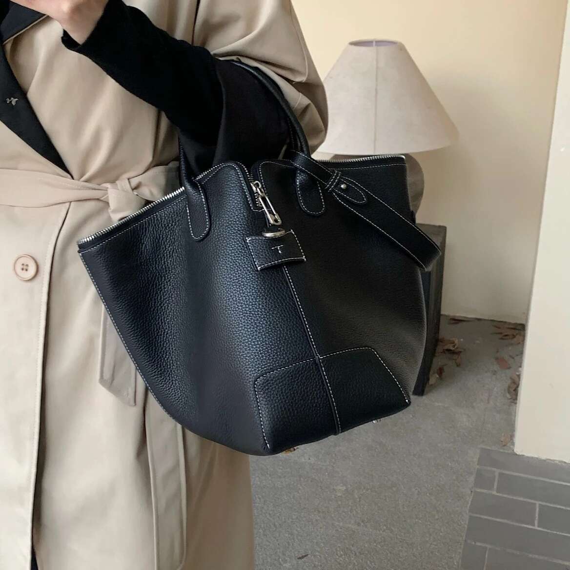 Top-Layer Corundum Basket 2025 New Niche Design High-Quality One-Shoulder Crossbody Genuine Leather Women Hand Tote Bag