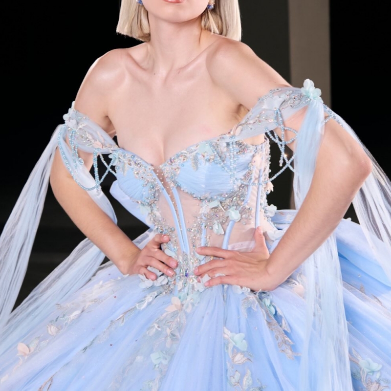 Sky Blue Shiny Quinceanera Dresses Off Shoulder Ball Gown Sweet 16 Dress Applique Flower Beads Tull Birthday Party Vestidos 15 Anos