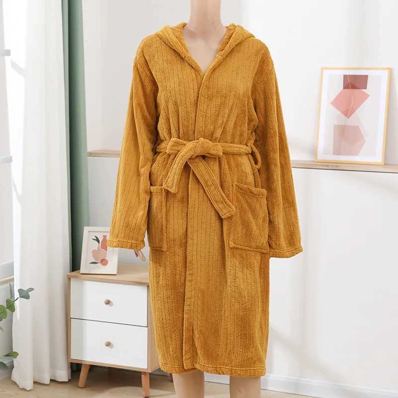 Thicken Coral Fleece Robe Lady Shower Bath Gown Onesize Pajamas Autumn and Winter Warm Homewear Kimono Loungewear Nightwear C251104