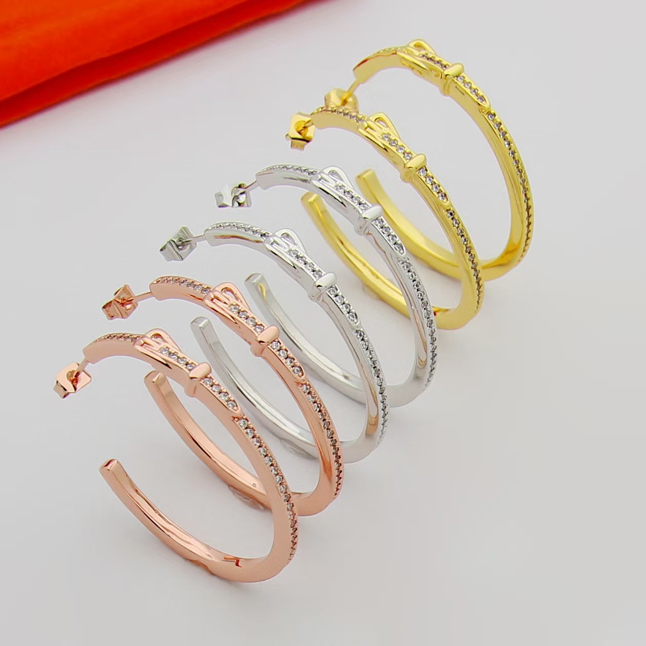 Fashion brand H classic C-shaped belt buckle diamond earrings high-quality 18k gold jewelry for women Z260313