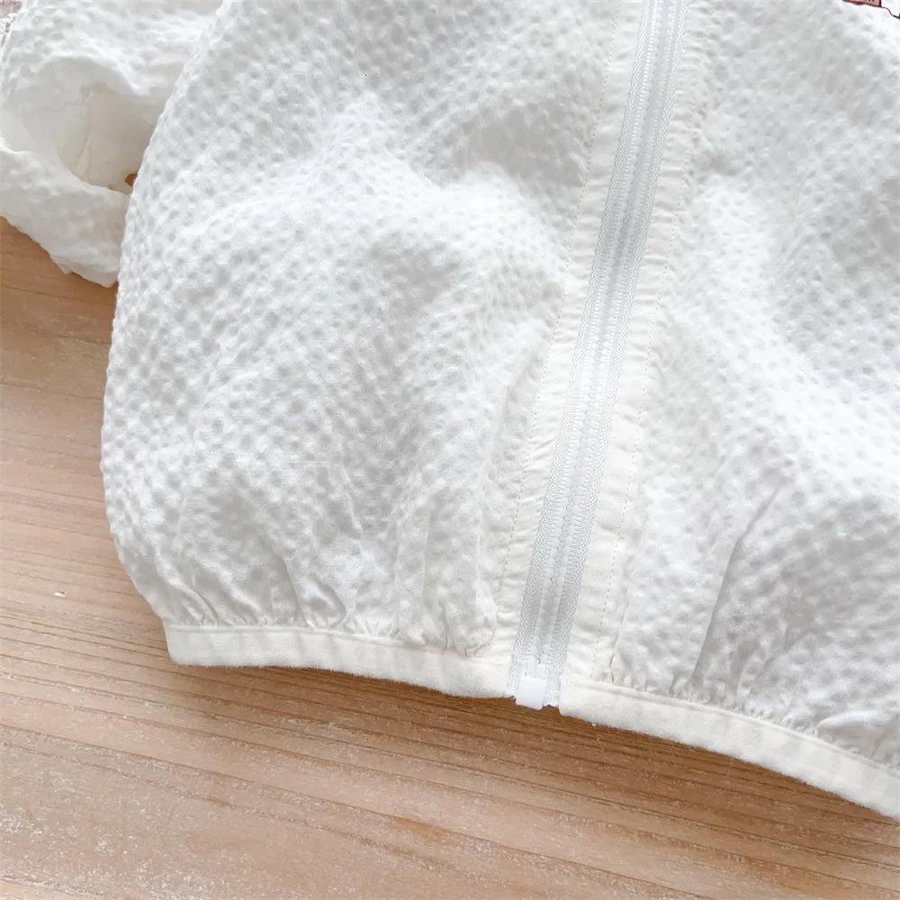 Baby girl boy sunscreen jacket cute baby suitable for breathable air conditioning autumn clothing thin childrens top 250325z