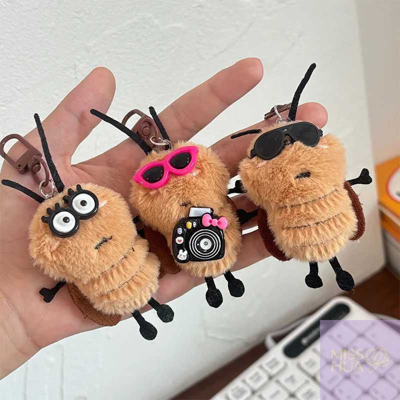 1/3Pcs Adorable Roach Plush Keychain Unique Stuffed Toy Keyring Bag Charm School Bag Accessory Charming Gift C251104