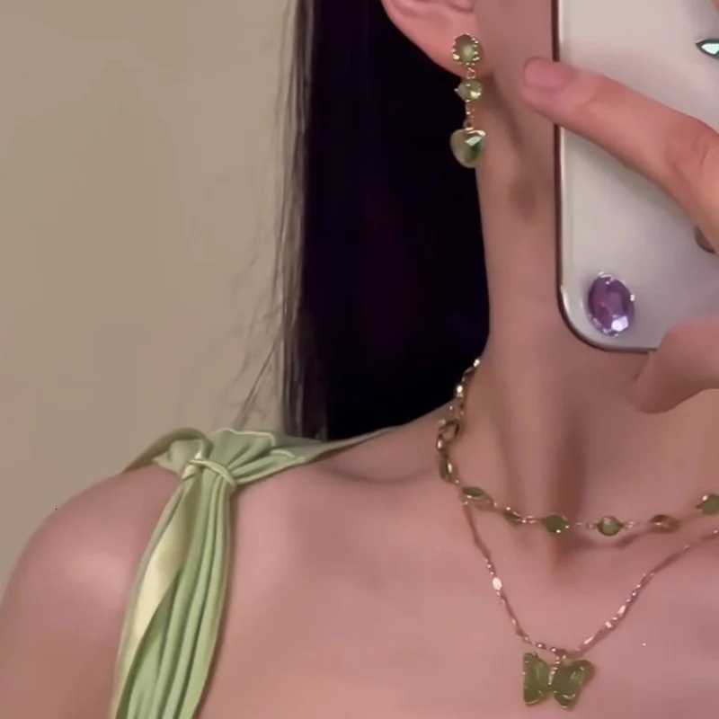 Korean Fashion Double layered Green Butterfly Necklace For Women Elegant Zircon Butterfly Pendant Choker Chain Girls JewelryXJ251104