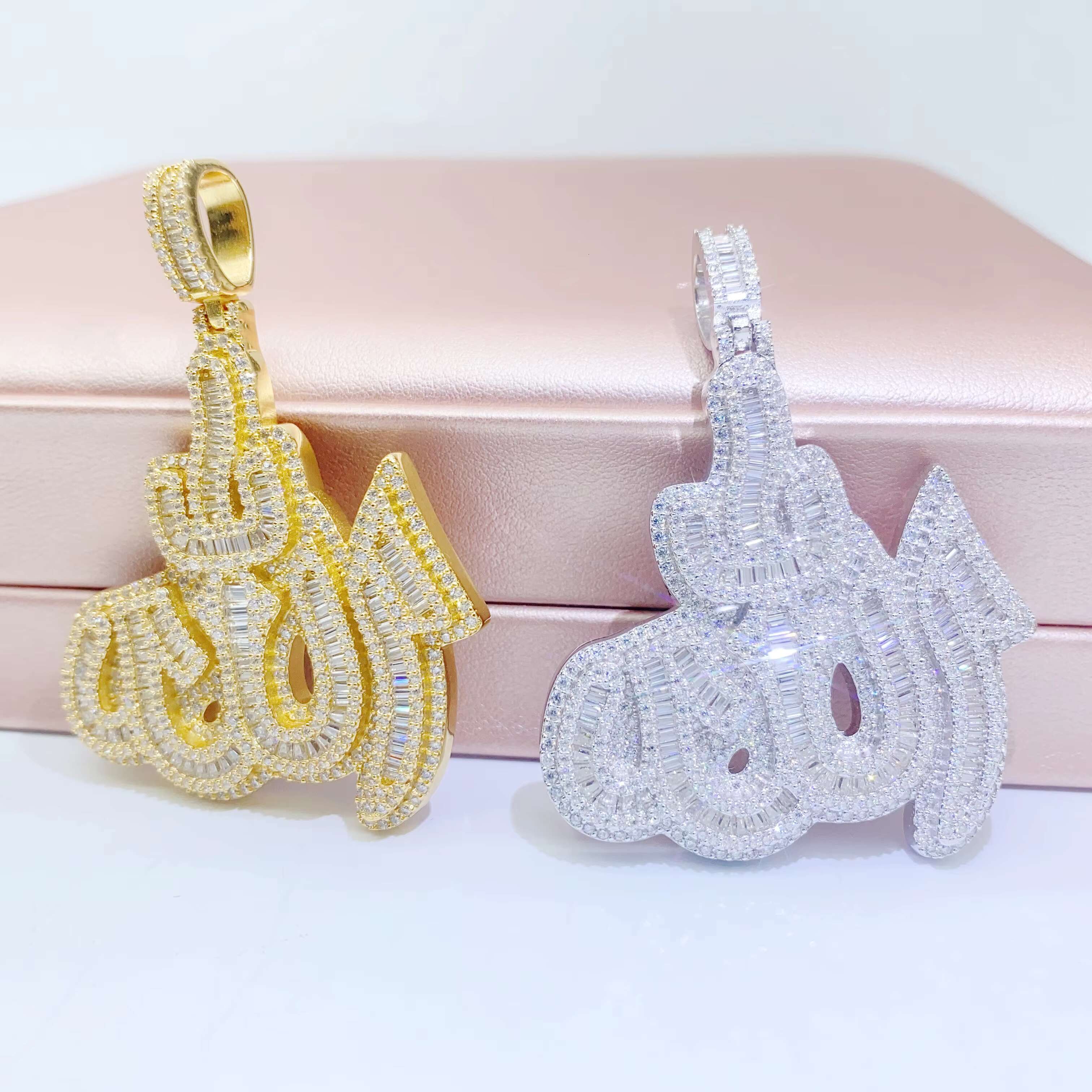 Custom Iced Out Pendant Moissanite Diamond 925 Silver VVS Moissanite Pendant Hip Hop Jewelry Men Necklace