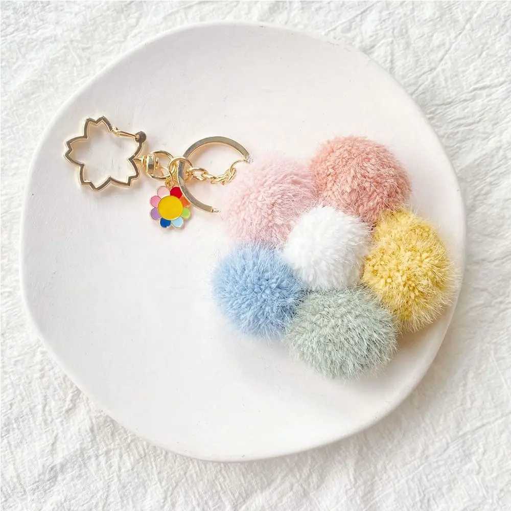 Key Ring Ornaments Plush Key Buckle Plushball Bag Pendant Cartoon Plush Pendant Stuff Plush Toy Flower Keychain Backpack Charms C251104