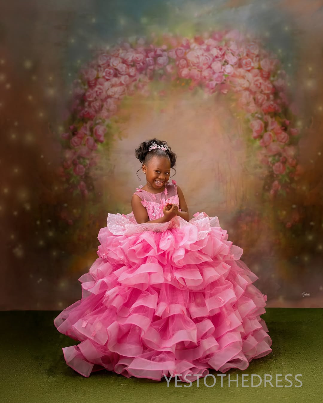 2025 Aso Ebi Pink Flower Girl Dresses Children Birthday Dress Illusion Sheer Neck Rhinestones Beaded Lace Tiered Tulle Princess Queen Ball Gown For Ma