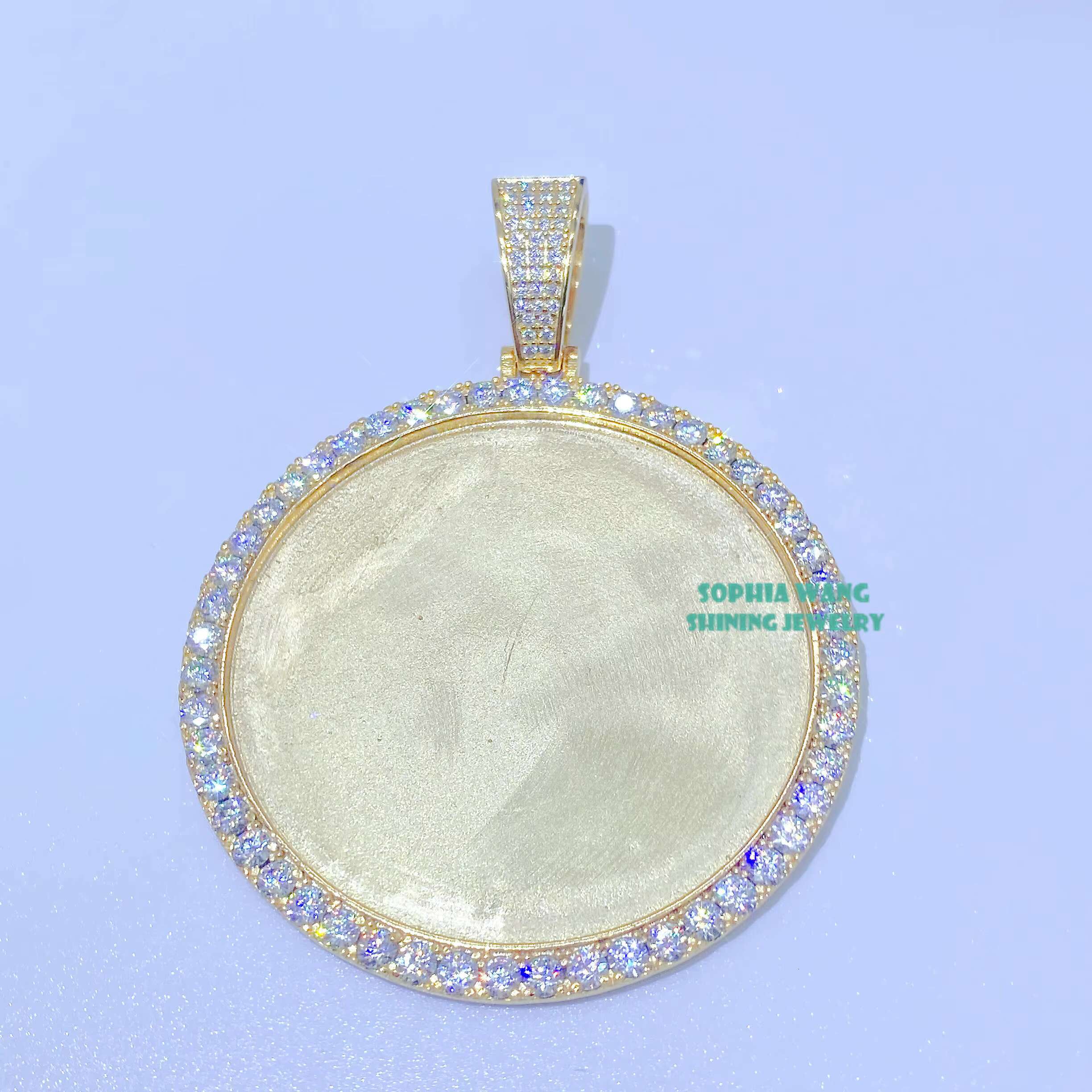 Custom Hip Hop Jewelry 18K Gold Plated Iced Out Moissanite Diamond Photo Memory Locket Pendants Picture Necklace