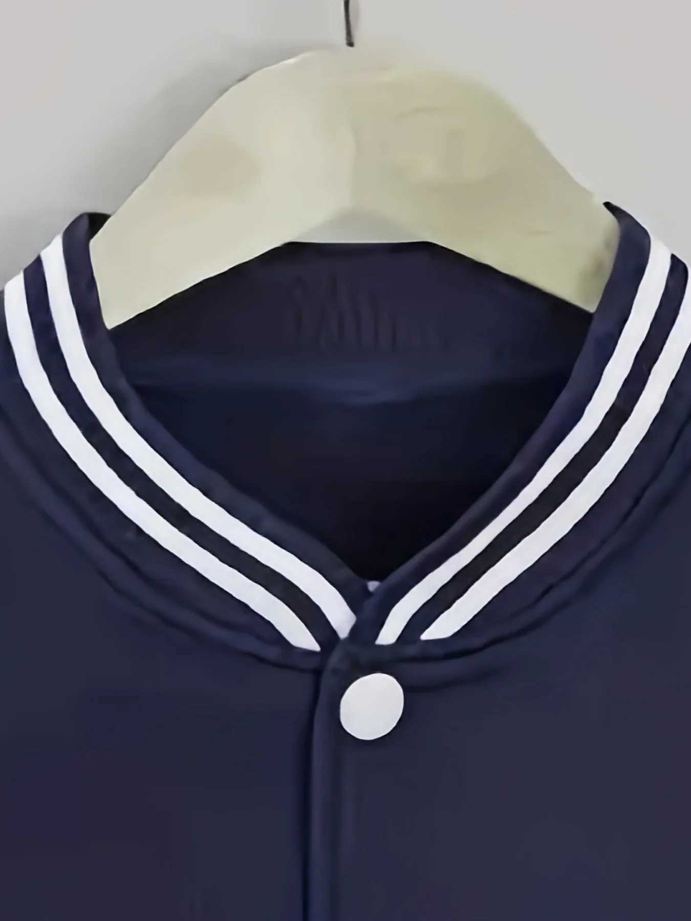 American Retro Mens Classic Striped Contrasting Baseball Jacket Autumn and Winter New Mens and Womens Casual Sports Jacket J251104