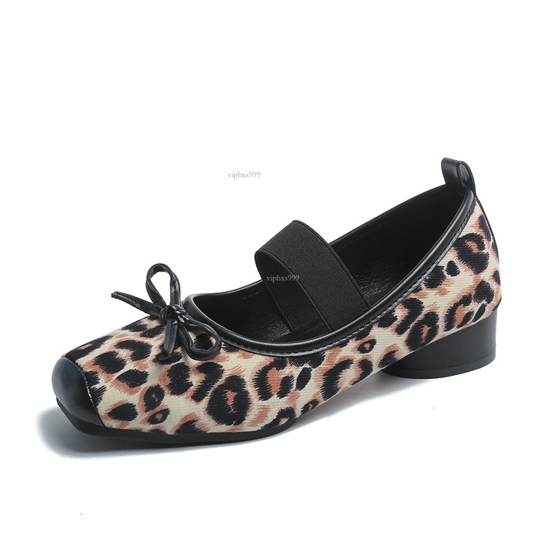 New Designer Sandals With Free Shipping Gentle Fairy Mary Jane For Women 2025 French Style Elegant Square Toe Shallow Mouth Thick Heel Evening Shoes