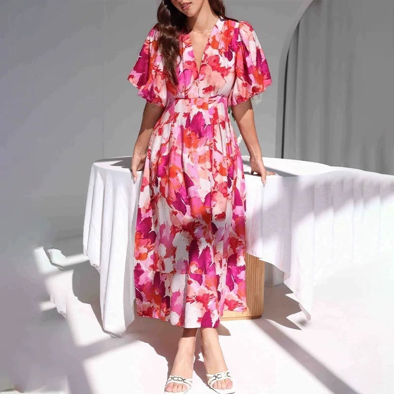 2025 new womens clothing intellectual and elegant V-neck long printed dress
