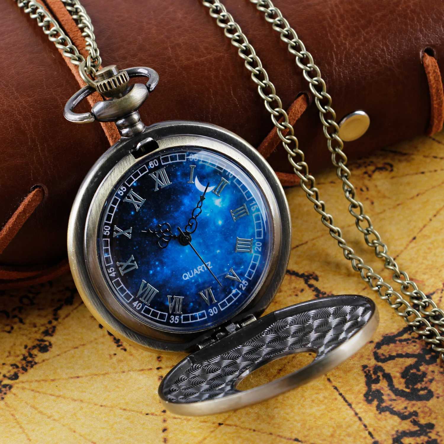 Special Antique Design Blue Dial Quartz Pocket Vintage Necklace Pendant Clock Mens and Wens Best Holiday GiftW251104