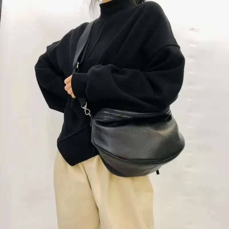 Women's Genuine Leather Crossbody High Quality Black Soft Cowhide Men's Shoulder Large Capacity Casual Tassel Saddle Bag