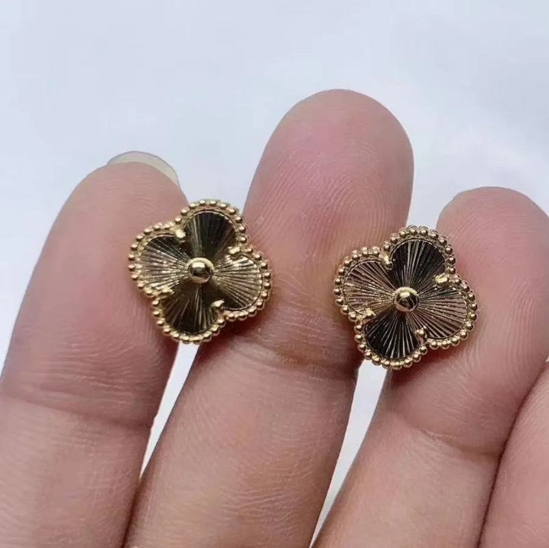 Clover Designer Earrings 18K Gold Full Diamond Stud Earrings For Womens Black Agate Red Chalcedony Ear Jewelry Gift