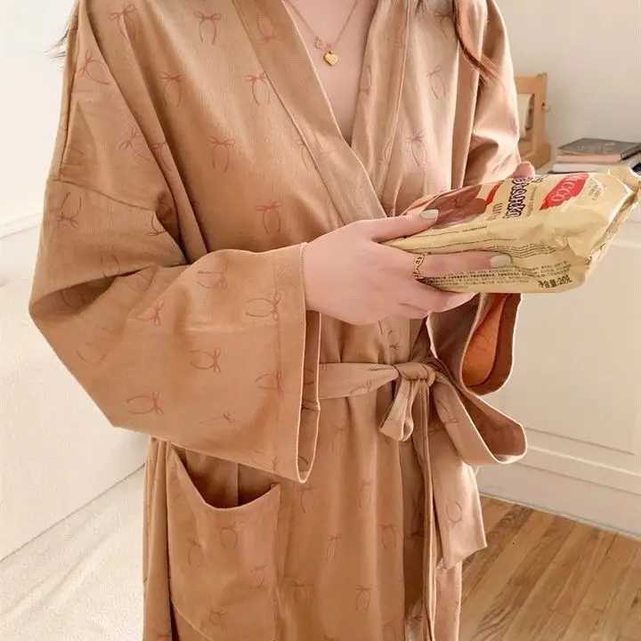Korean Style Long-sleeved Floral Robe Womens New Autumn Winter Casual Loose Bathrobe Pajamas Home Wear Night Ladies Funny Gifts C251104