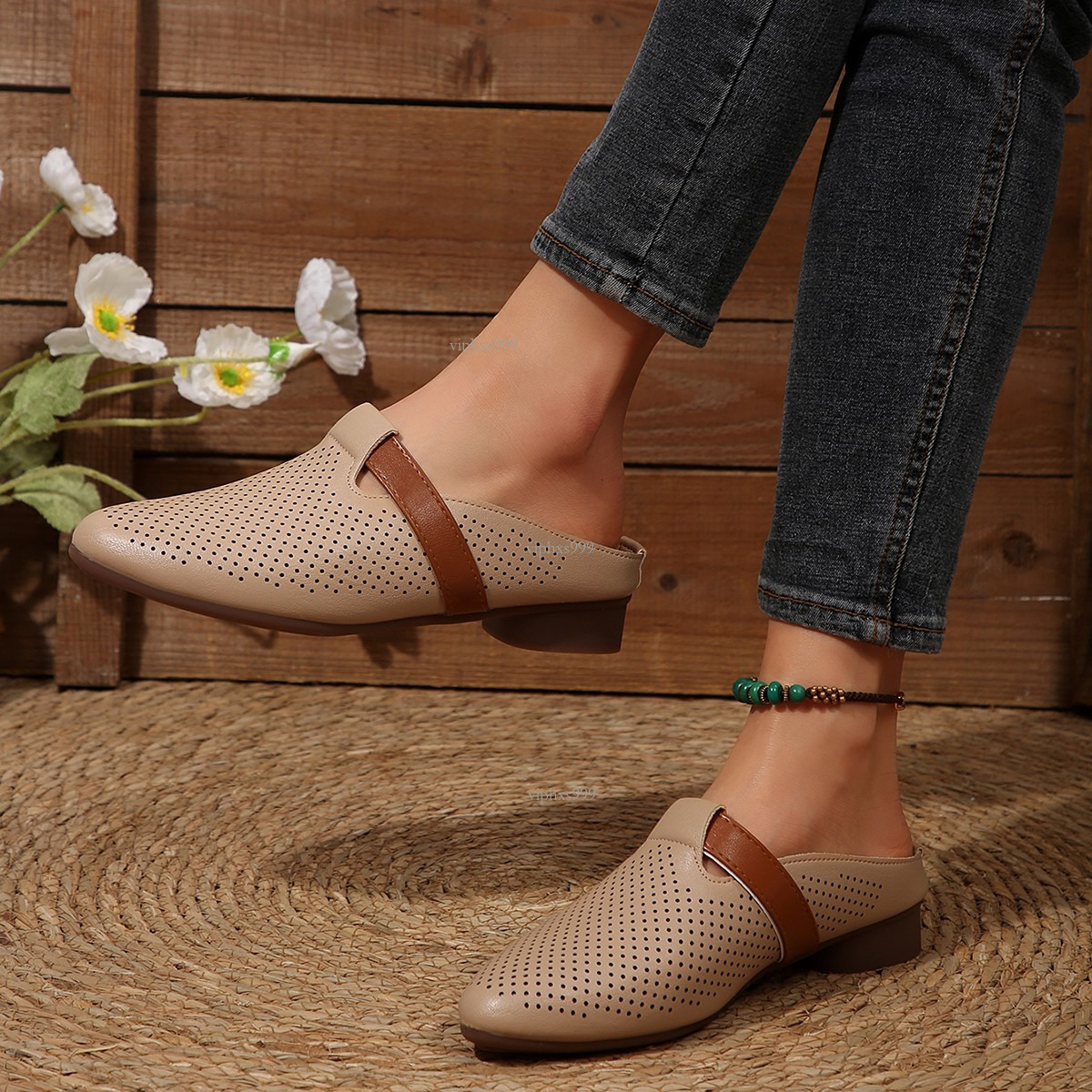 New Designer Sandals With Free Shipping French Breathable Hollow Half Women 2025 Summer Soft Leather Round Toe Cool Slippers For Lazy People Low Heele