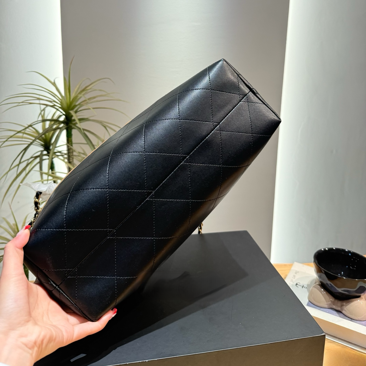 New suede matching color tote bag women's large capacity chain bag