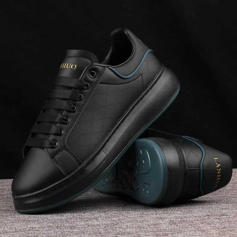 New couple casual white sneakers womens flat shoes mens sneakers designer fashion running shoes mens tennis shoes Z250403