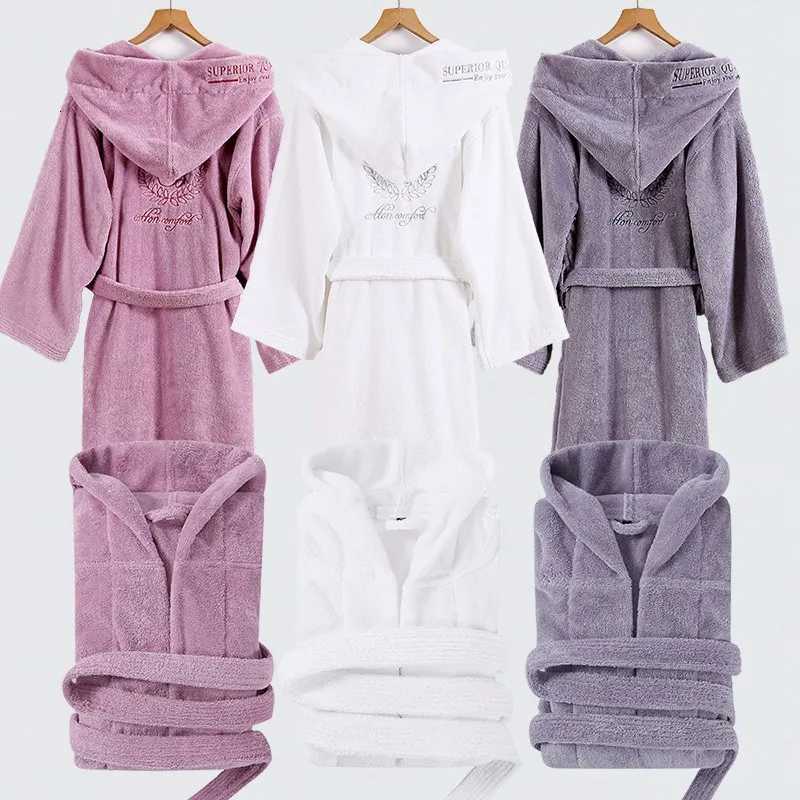 Winter Mens Bathrobes Towel Fleece Robe Hooded Thick Long Sleeve Couple Men Robe Plush Shawl Kimono Warm Male Bathrobe Christmas C251104